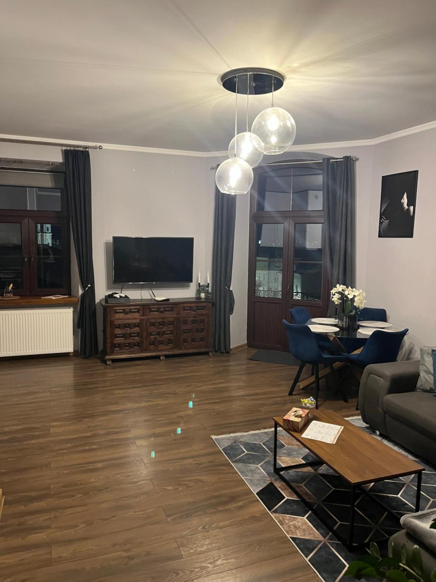 Apartamenty Luczkowskiego Z Widokiem Na Studnie 4 Хелм Экстерьер фото